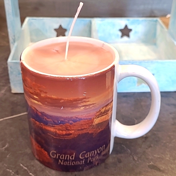 Handcrafted Unisex Soy  Candle - Picture 2 of 6